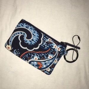 Vera Bradley ZIP ID CASE